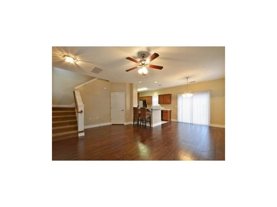 6011 Fairway #B, Austin, TX 78704 - Apartment for Rent