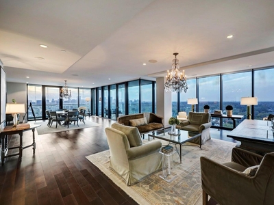 14 room luxury Flat for sale in Houston, United States