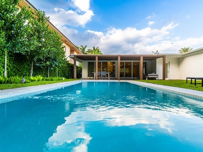 3 bedroom luxury Detached House for sale in Miami, United States