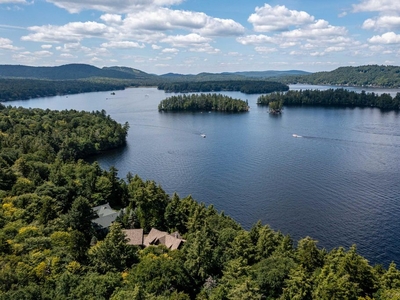 3 bedroom luxury Detached House for sale in Old Forge, United States
