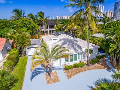 3 bedroom luxury Villa for sale in Palm Beach Shores, United States