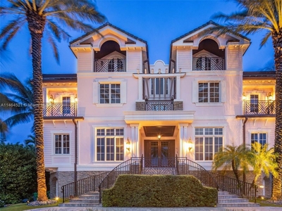 5 bedroom luxury Villa for sale in Hillsboro Beach, United States