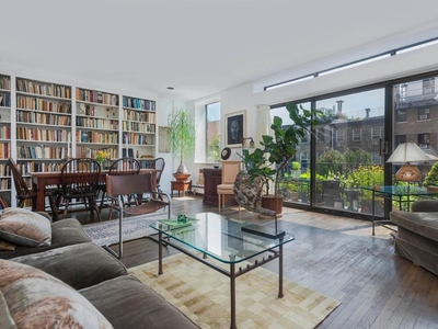 5 room luxury House for sale in New York, United States