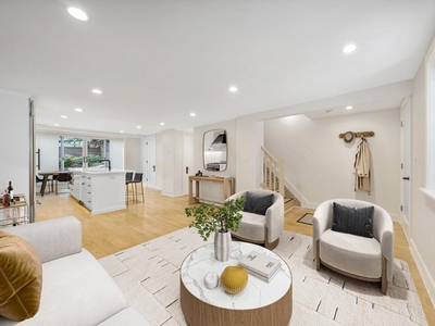 7 room luxury Townhouse for sale in Brooklyn, United States