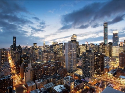 8 room luxury Apartment for sale in New York, United States