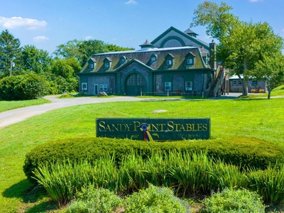Exclusive country house for sale in Portsmouth, United States