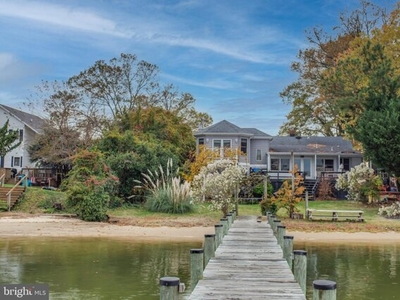 Home For Sale In Cobb Island, Maryland