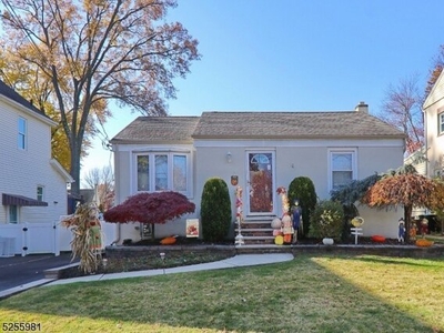 Home For Sale In Cranford, New Jersey