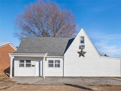 Home For Sale In De Soto, Missouri