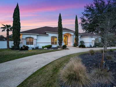 Home For Sale In Fair Oaks Ranch, Texas