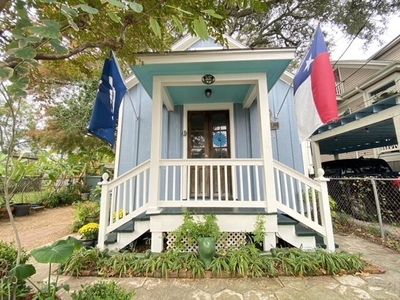 Home For Sale In Galveston, Texas