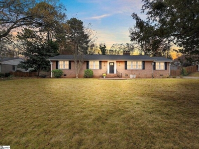 Home For Sale In Greenville, South Carolina