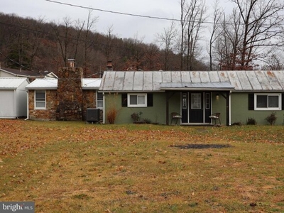 Home For Sale In Milroy, Pennsylvania