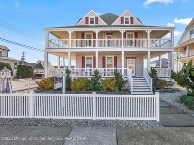 Home For Sale In Point Pleasant Beach, New Jersey