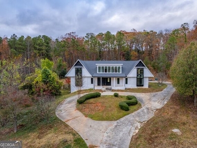 Home For Sale In Stone Mountain, Georgia