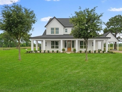 Home For Sale In Waller, Texas