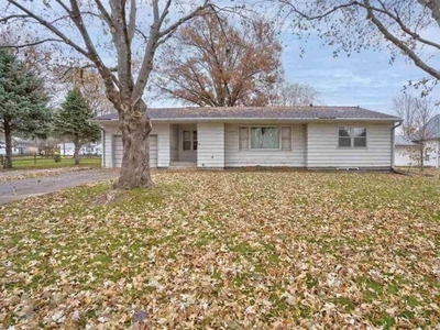 Home For Sale In Winfield, Iowa
