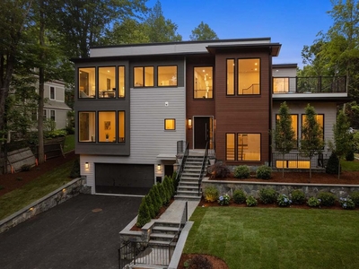 Luxury 13 room Detached House for sale in Newton, Massachusetts