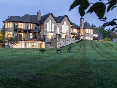 Luxury 18 room Detached House for sale in Stowe, Vermont