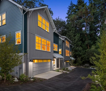 Luxury 3 bedroom Detached House for sale in Bainbridge Island, Washington
