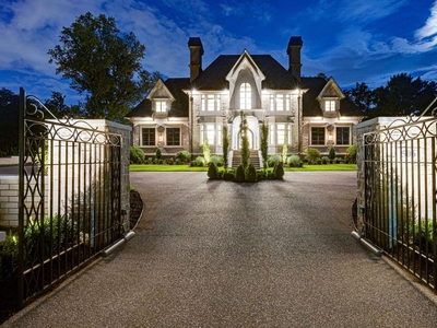 Luxury 5 bedroom Detached House for sale in Brentwood, United States