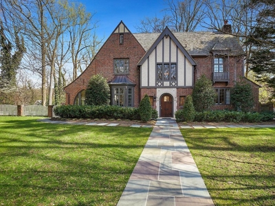Luxury 7 bedroom Detached House for sale in Washington, District of Columbia