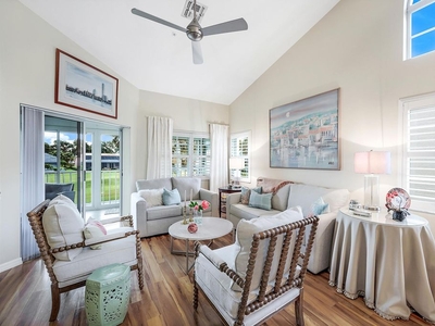 Luxury Apartment for sale in Bonita Springs, Florida