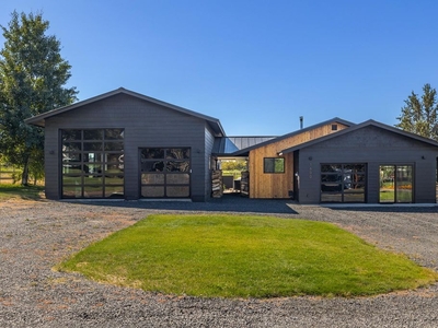 Luxury House for sale in Terrebonne, Oregon