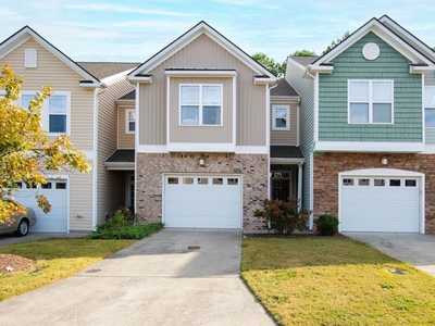 Luxury Townhouse for sale in Morrisville, North Carolina