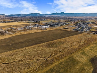 Building Land in Bozeman, United States
