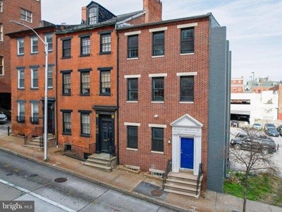 5 bedroom, Baltimore MD 21202