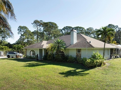 4 bedroom luxury Villa for sale in The Acreage, Florida