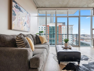 Luxury Apartment for sale in Denver, United States