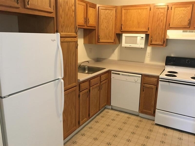 Apartment Building, Apartment - Manchester, NH 3911 Brown Ave #42 for Sale