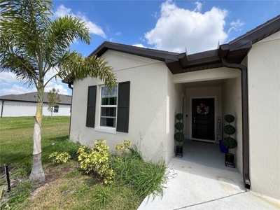 Flat For Rent In Port Saint Lucie, Florida
