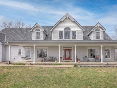 Home For Sale In Kearney, Missouri