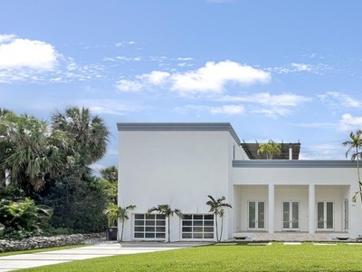Luxury House for sale in West Palm Beach, Florida