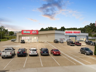 1235 N Main St, Madisonville, KY 42431 - Madisonville, KY Retail Space