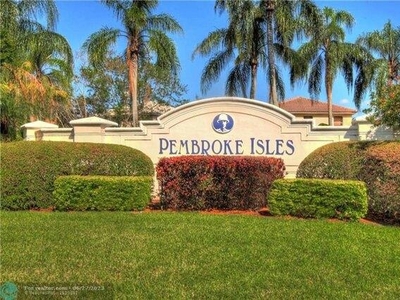 3 bedroom, Pembroke Pines FL 33028