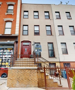 8 bedroom luxury Townhouse for sale in Bedford-Stuyvesant, United States