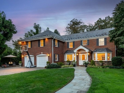 Luxury Detached House for sale in Manhasset, New York