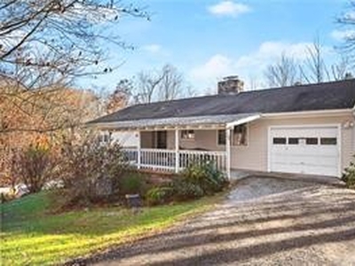 334 Oxford, Oxford, CT, 06478 | Nest Seekers