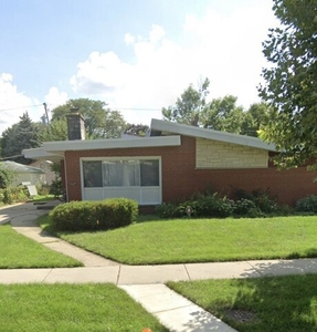 Home For Rent In Skokie, Illinois