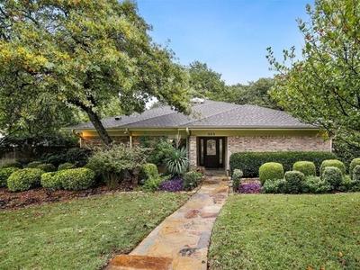 Home For Sale In Fort Worth, Texas