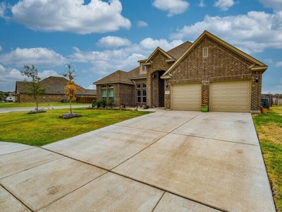 Home For Sale In Willow Park, Texas