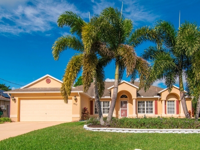 837 SW Hamberland Avenue, Port Saint Lucie, FL, 34953 | 4 BR for sale, single-family sales