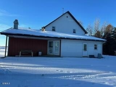 Home For Sale In Flaxton, North Dakota