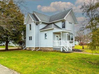 Home For Sale In Paxton, Illinois