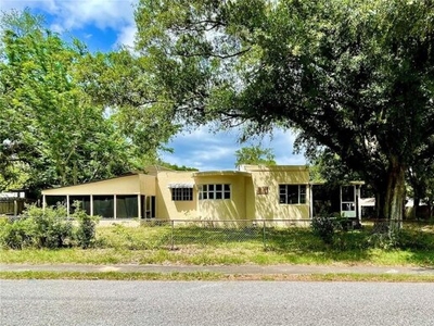Home For Sale In Polk City, Florida