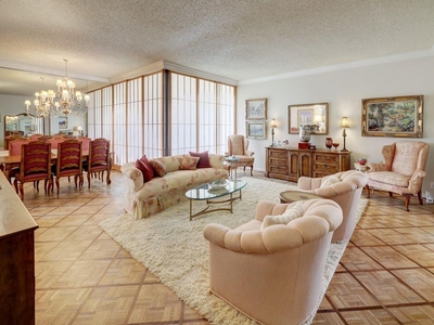 6 room luxury Apartment for sale in Houston, Texas
